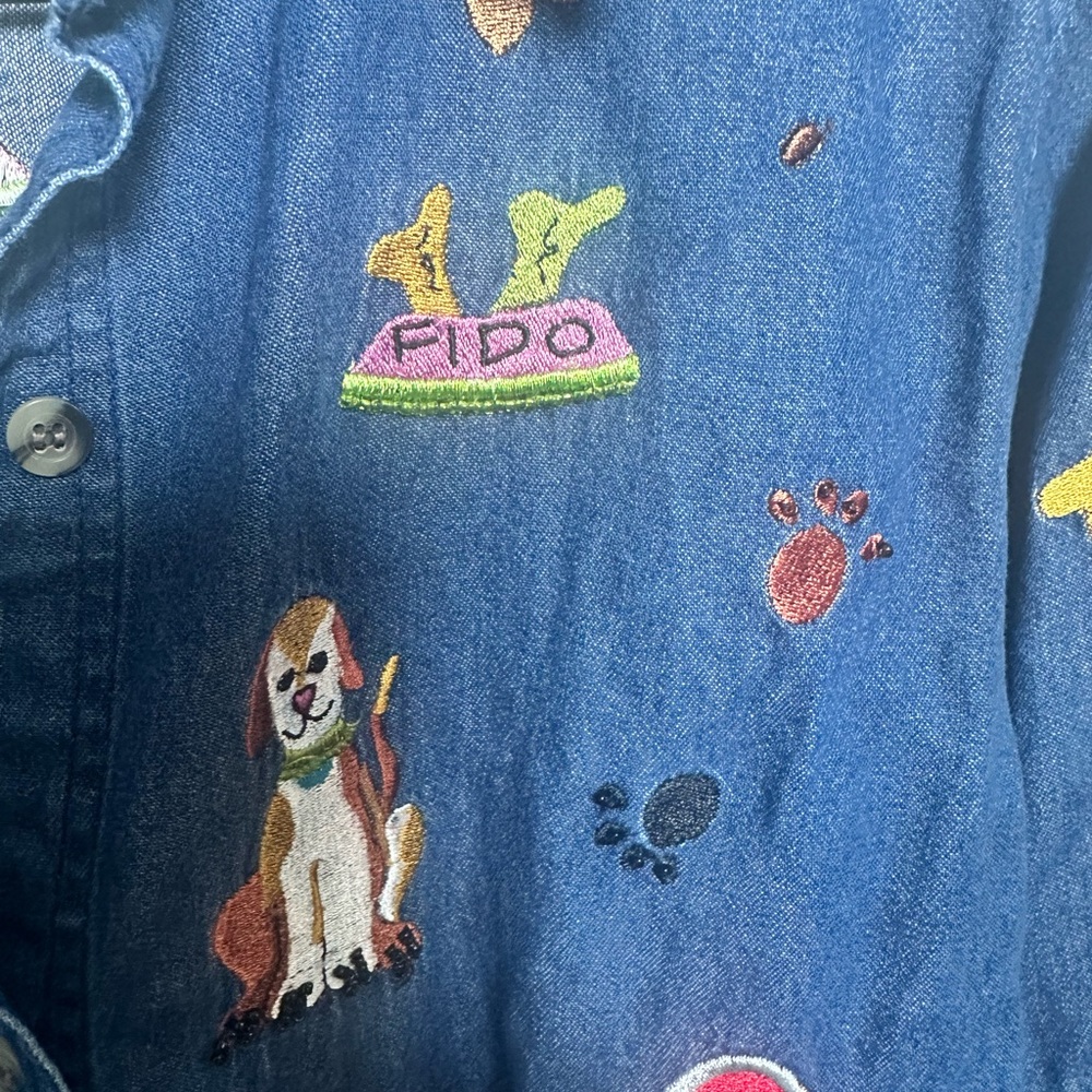 Quacker Factory Blue Denim Button Down Shirt with Dog Embroidery M - Picture 5 of 8